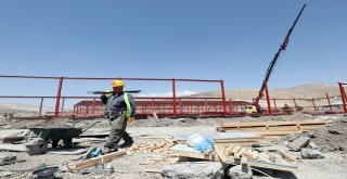 Vana 3 Milyon 740 Bin Liralık Yeni Hayvan Pazarı