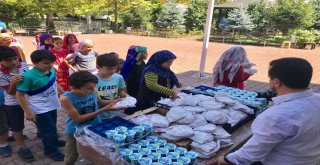 İmamın, Camide Yaptığı İkramlar Kuran Kursuna İlgiyi Arttırdı