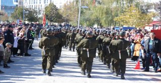 Boluda, Cumhuriyet Bayramı Coşkuyla Kutlandı