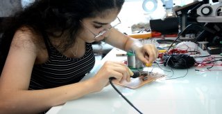 (Özel Haber) İnternet Olmayan Köyde Doğdu, Yazılım Kurdu Oldu