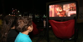 Büyükşehirden Yazlık Sinema