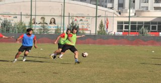 Karaköprü Belediyespor Seri Peşinde