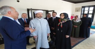 Diyanet İşleri Başkanı Erbaş, Hayme Ana Türbesini Ziyaret Etti