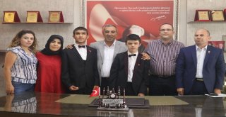 Milli Eğitim Müdürü Yağcıdan Engelsiz Yeteneklere Ödül