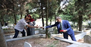 Kız Kardeşinin Düğün Davetiyesini Getirmek İçin Sakaryaya Geldi Depremde Hayatını Kaybetti