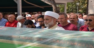 Ece Gözyaşları İçinde Toprağa Verildi