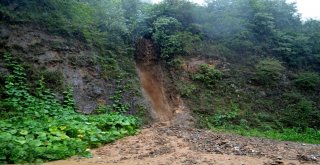 Belediye Anonslar Yaparak Uyarıyor; Sel Ve Taşkına Dikkat