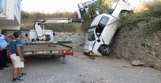 Birbirilerini Kurtarmak İsterken Uçuruma Yuvarlandılar