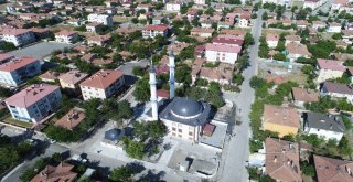 İbadethanelerin Çevre Düzenleme Çalışmaları Devam Ediyor