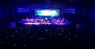 Sanatçı Yavuz Bingöl Ve Piyanist Mehveş Emeçten Anlamlı Konser
