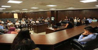 Üniversite Atmosferi Motive Etti