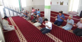 Silifkeliler Bu Sefer ‘Yağmur Duasına Değil ‘Dolar Duasına Çıktı