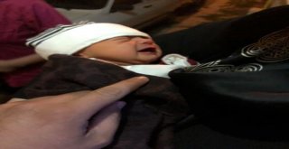 10 Günlük Bebek Sokağa Bırakıldı