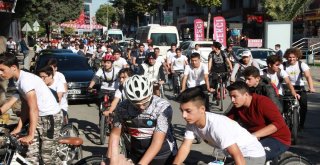 Tuzlada Pedallar Cumhuriyet İçin Çevrildi