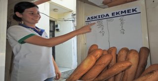 Çeşme Halk Ekmek Askıda Ekmek Uygulaması Başlattı