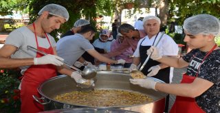 Bozüyükte Muharrem Ayı Dolayısıyla 5 Bin Kişiye Aşure İkramı Edildi