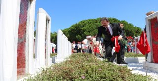 Geliboluda Şehitler Abidesinde Tören Düzenlendi