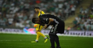 Spor Toto Süper Lig: Bursaspor: 0 - Beşiktaş: 0 (Maç Devam Ediyor)