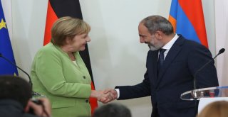 Almanya Başbakanı Merkel, Ermenistanda