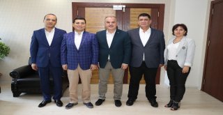 Akdeniz Belediyeler Birliği Başkanı Tütüncü, Başkan Gürlesini Ziyaret Etti