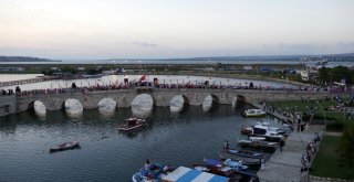 Büyükçekmece Festivali Muhteşem Görsel Şölenle Başladı