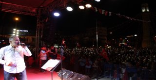 Ünlü Sanatçı Arif Nazım Çorumlularla Buluştu