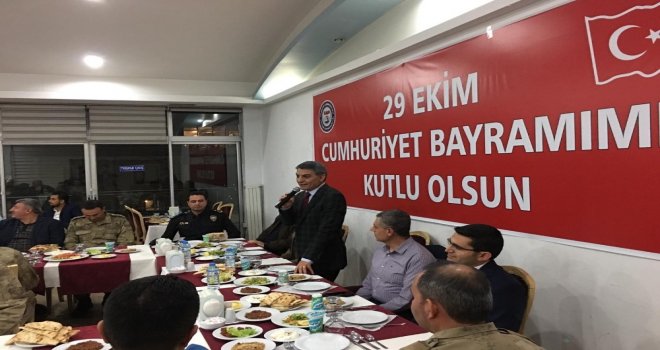 Kaymakam Özkan, Güvenlik Güçlerini Yemekte Ağırladı