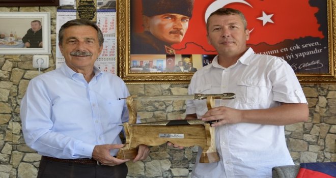 Tepebaşı Bölgesindeki 45 Kırsal Mahallede Sürdürülen Üstyapı Çalışmaları