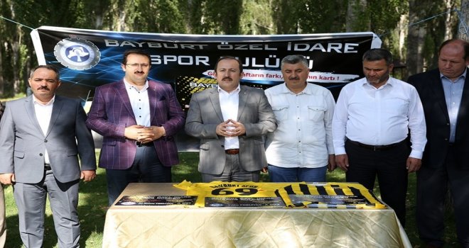 Vali Pehlivandan Bayburtspor İçin Çağrı: “Bu Takıma Hep Birlikte Sahip Çıkalım”