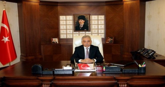 Vali Topraktan 30 Ağustos Zafer Bayramı Mesajı