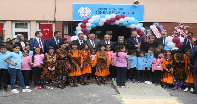 Trabzonda İlk Ders Zili Çaldı, Öğrenciler Ders Başı Yaptı
