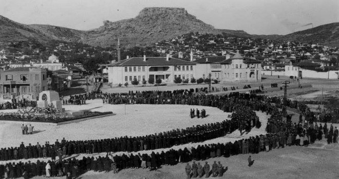 Muğla Cumhuriyet Meydanı 81 Yıl Sonra İlk Kez Değişiyor