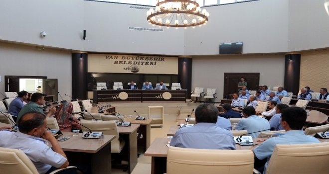 Van Büyükşehir Zabıta Dairesi İstişare Toplantısı Yaptı