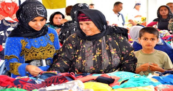 Sınırda Bayram Öncesi Alışveriş Heyecanı