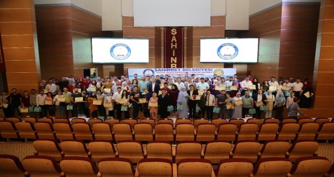 Evlilik Okulundan 224 Çift Daha Sertifikalarını Aldı