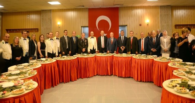 Vali Azizoğlu: “Millet İradesi Üzerinde Bir Güç Yoktur”