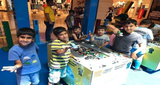 Çocuklar Lego Festivalinde Buluştu