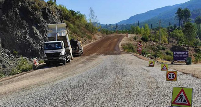 Yemişendere ve Muratlar'ın Yolları Asfaltlanıyor