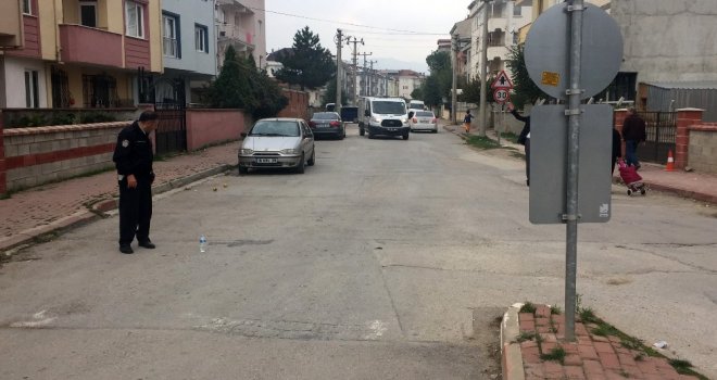 7 Yaşındaki Çocuk Aracın Altında Kaldı