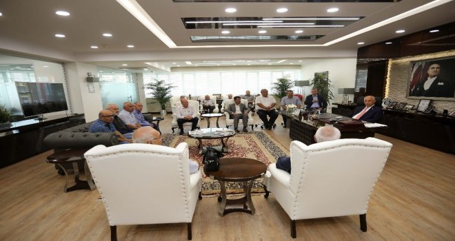 Nevşehirliler Başkan Yaşarı Ziyaret Etti