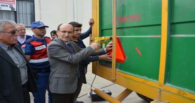 Sökede Tarım Araçlarının Görünürlüğüne Bir Kez Daha Dikkat Çekildi