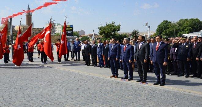 Kırşehirde 30 Ağustos Zafer Bayramı Kutlamaları