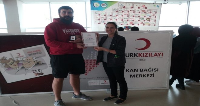 Kızılaydan Düzce Üniversitesi Öğrencilerine Teşekkür