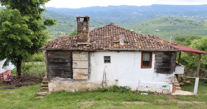 Köylerdeki Eski Evler Tarihi Yansıtıyor