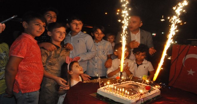 Batmanda Şehit Çocuğuna Sürpriz Doğum Günü