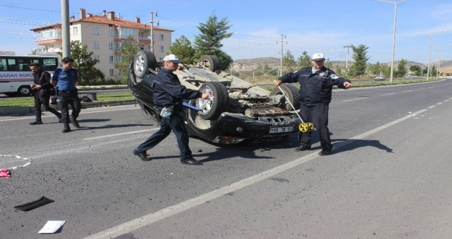 Tavşanlıda Trafik Kazası: 2 Yaralı