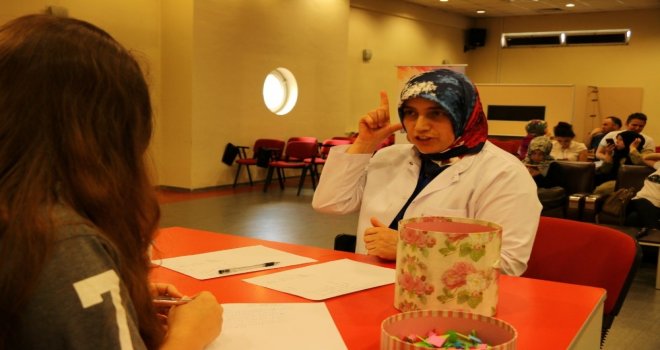Ko-Mekten Hastanelere İşaret Dili Eğitimi