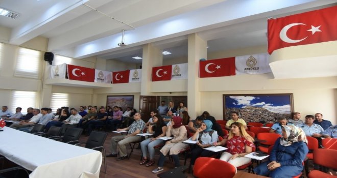 Artuklu Belediyesinden Kaliteli Hizmet İçin Eğitim