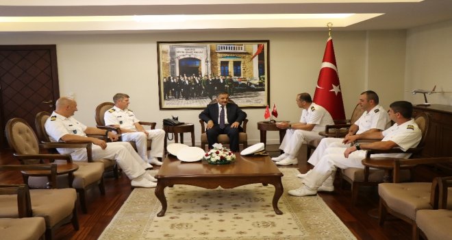 Nato Komutanından Samsuna Övgü