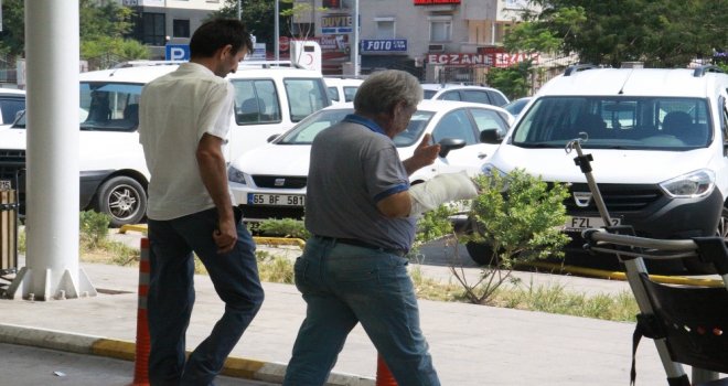 Antalyada Acemi Kasaplar İş Başında